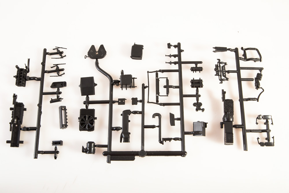 1438AVD Сборная модель КАМАЗ-5490 AVD Models