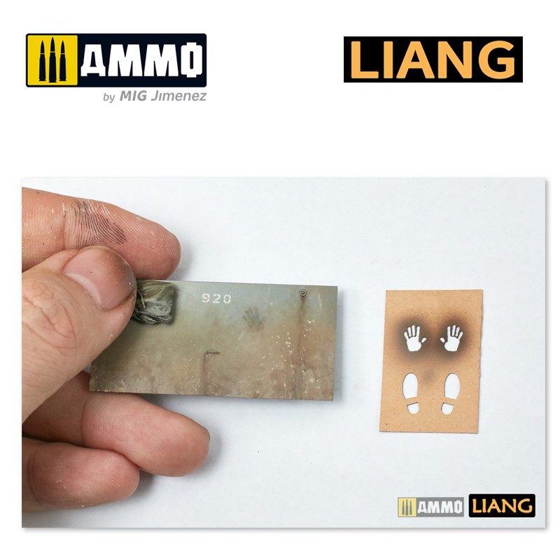 LIANG-0004 Набор трафаретов Handprint & Shoeprint Airbrush Stencils