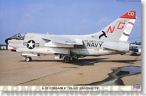 09854 Самолет A-7E CORS II