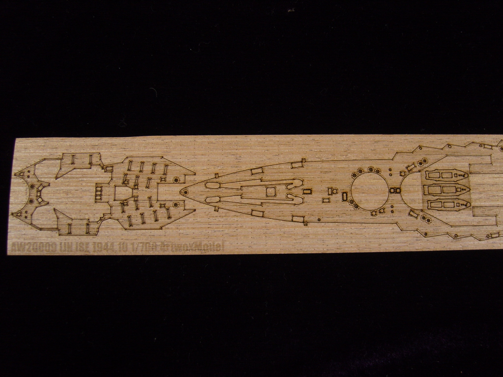 AW20009 Деревянная палуба для IJN Ise