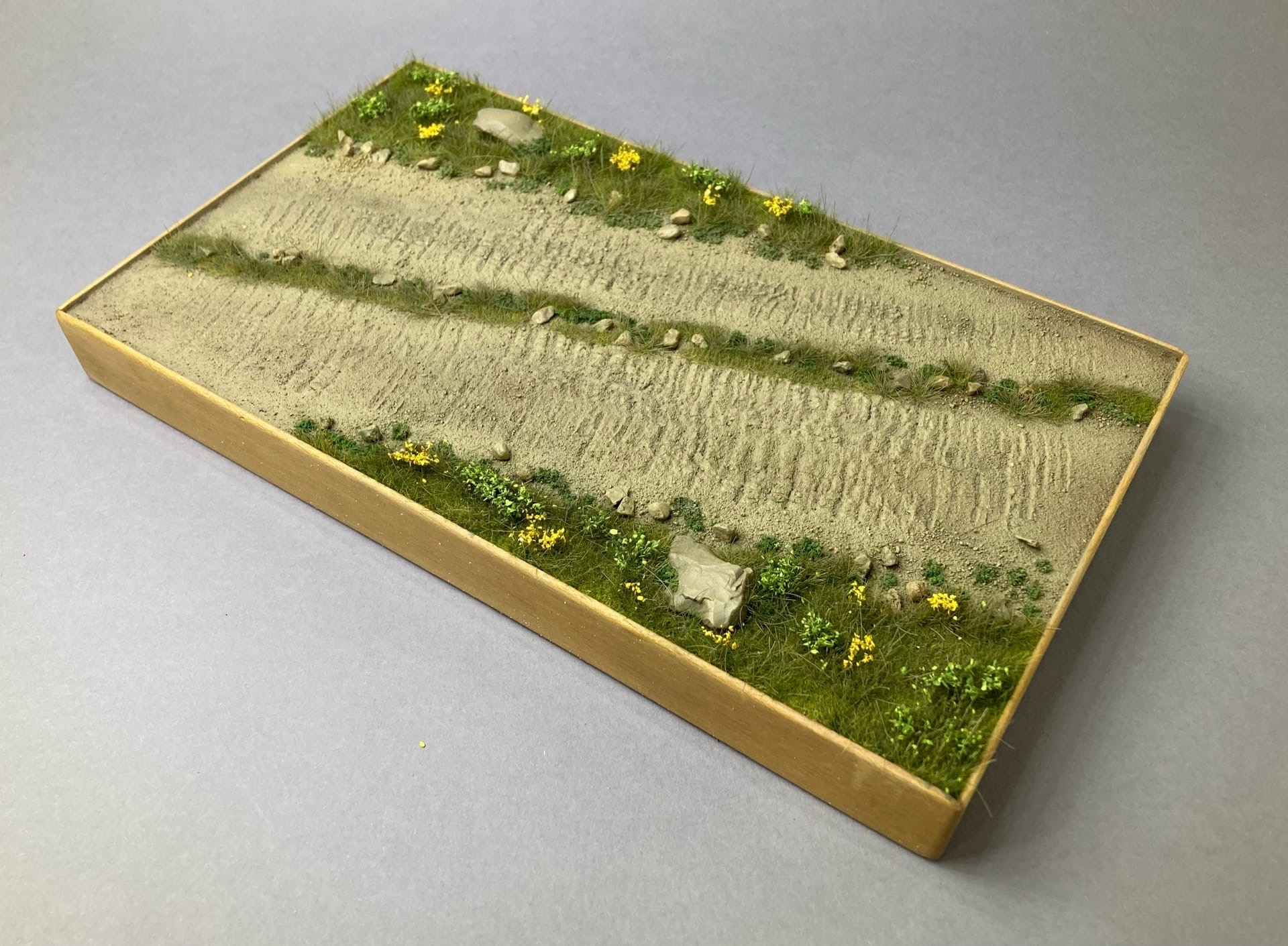 HM01005 Степная дорога с цветами (26*15см)