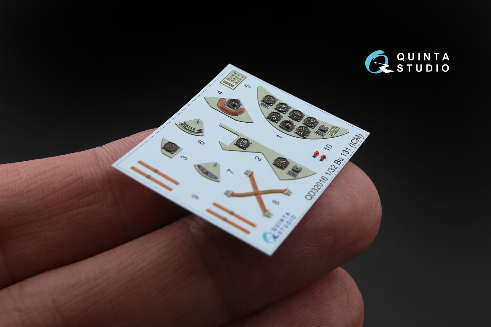 QD32016 1/32 3D Декаль интерьера кабины Bu-131 (для модели ICM)