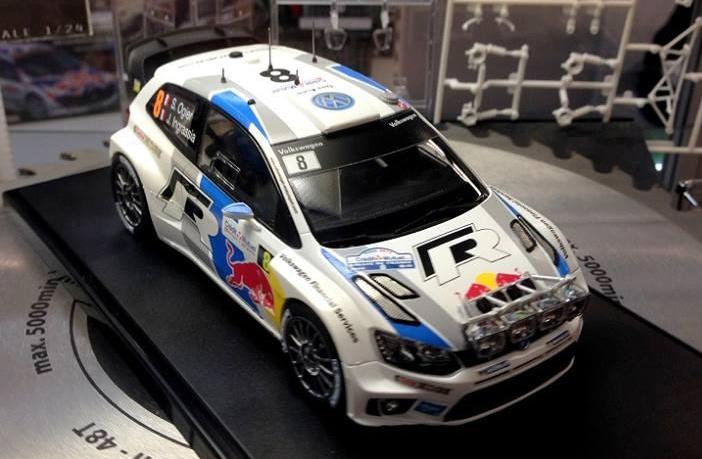 BEL005 Модель автомобиля  VOLKSWAGEN POLO R WRC 2013 Belkits