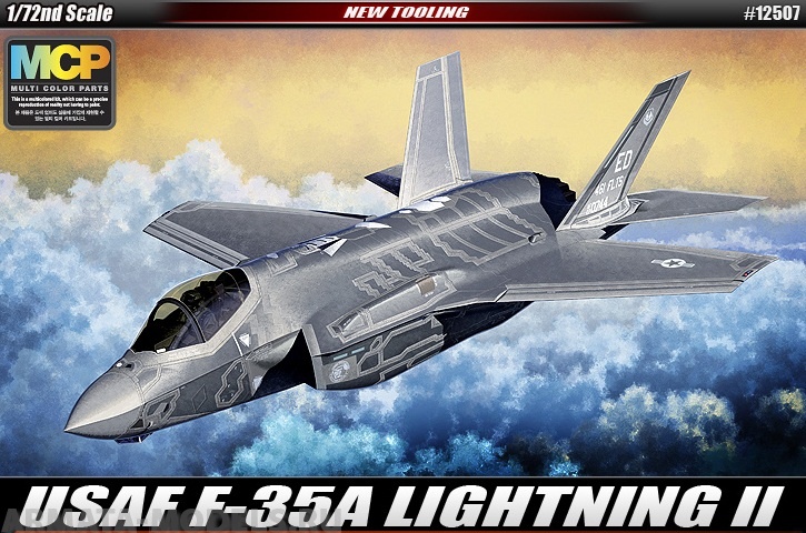 12507 Самолет  F-35A Lightining II  Academy