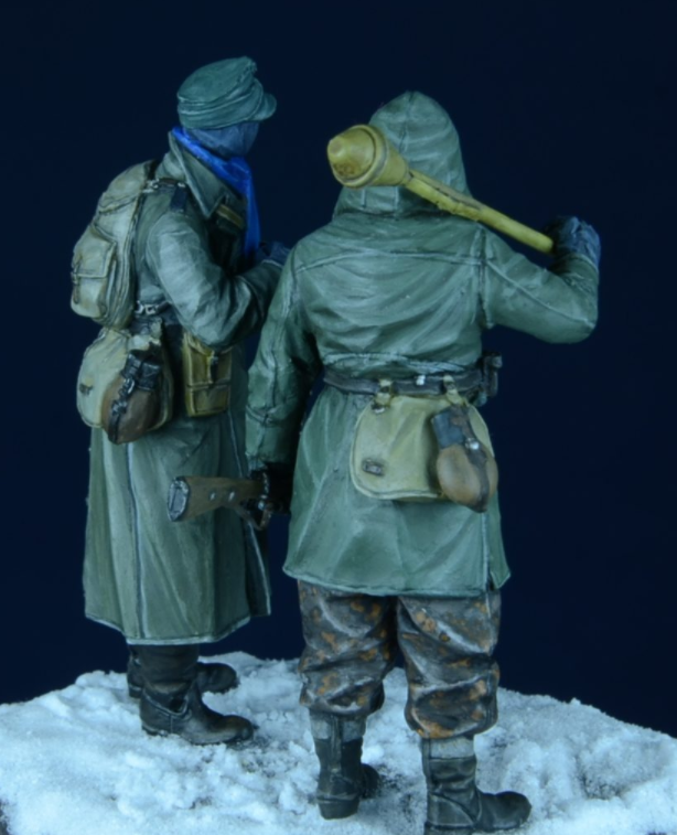 35006DM SS Grenadiers, Eastern Front, Winter 1943-45 D-Day Miniature Studio