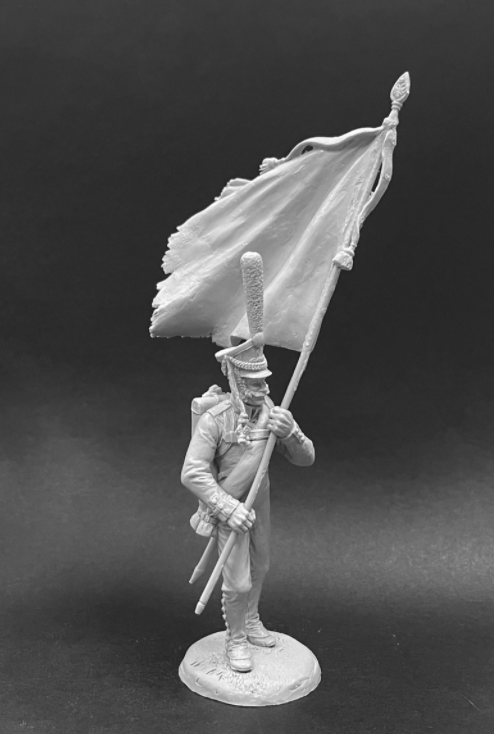 CHM-54259(M) Подпрапорщик-знаменосец гренадерских полков, Россия 1812-14 гг. белый металл. Chronos Miniatures