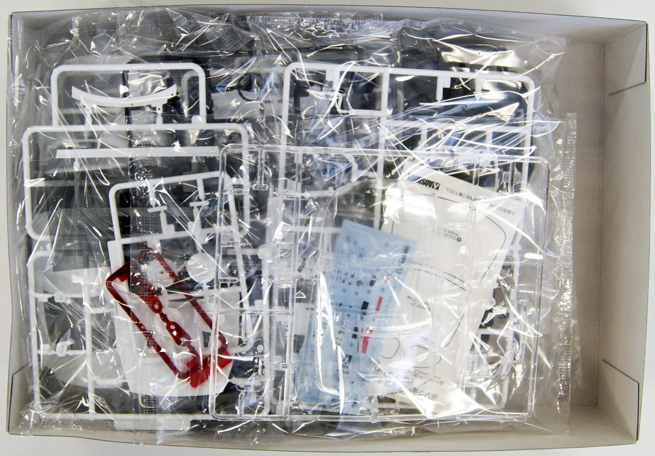 05154 Nissan GT-R R35 Pure Edition '14 Aoshima