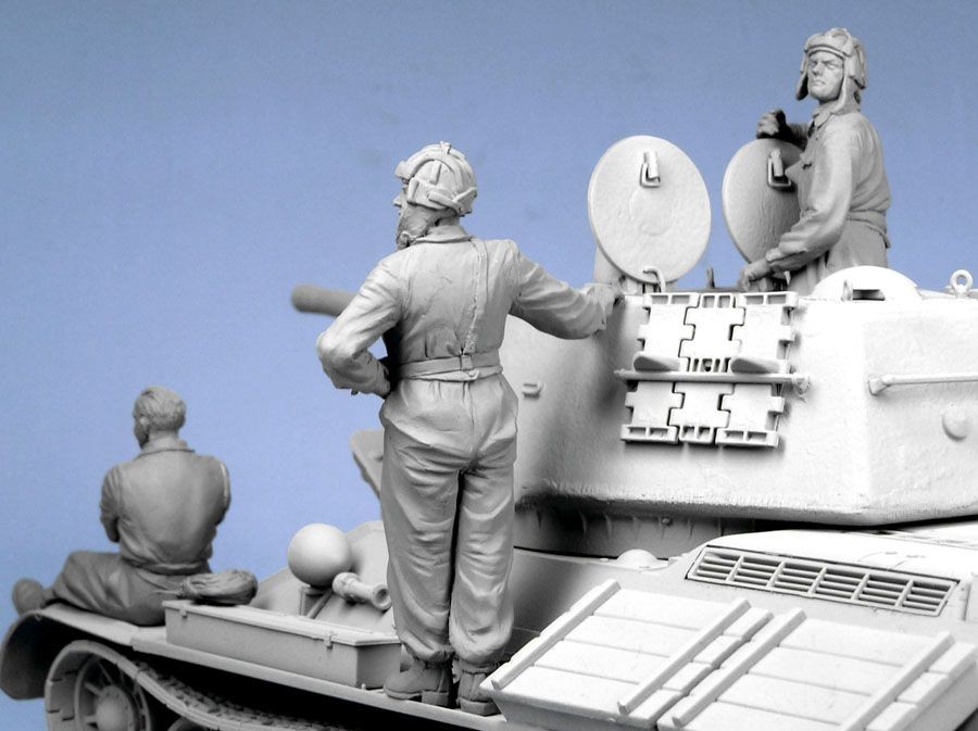 T-35001 Советские танкисты, лето 1943-45 гг (3) Tank